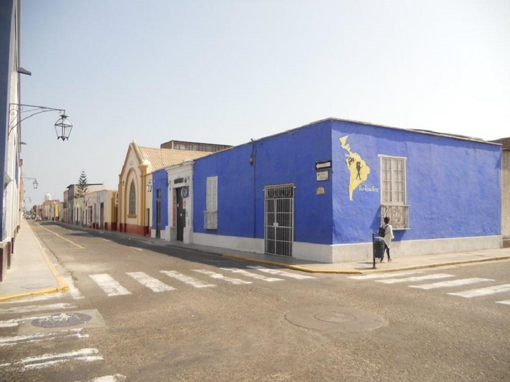 El Mochilero Hostel Trujillo Exterior photo