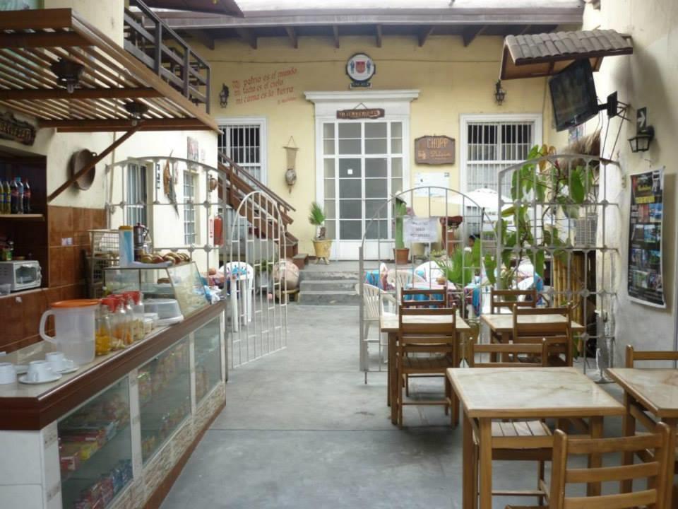 El Mochilero Hostel Trujillo Exterior photo