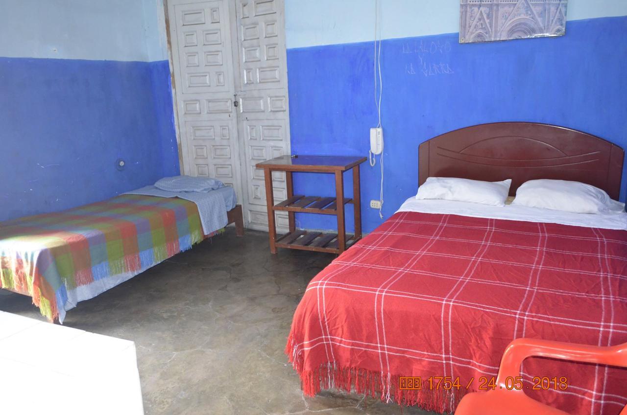 El Mochilero Hostel Trujillo Exterior photo
